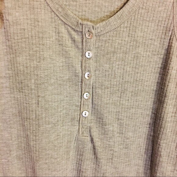 3/$12💜Basic Ribbed Tank Top - Picture 2 of 3